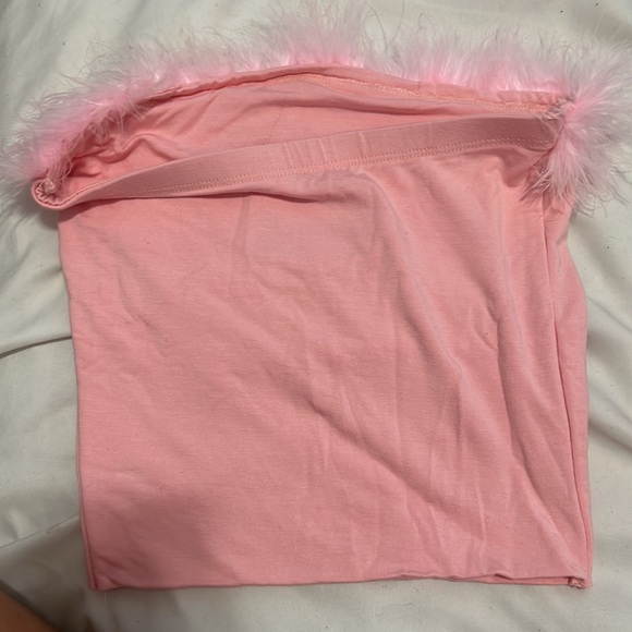 Pink omighty crop tube top - Picture 2 of 3